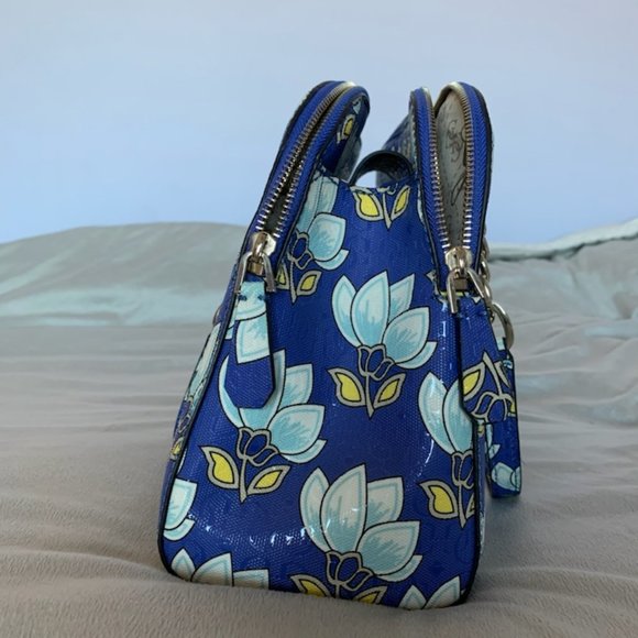Guess Bags Guess Purse Poshmark